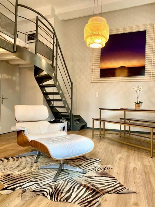 Charming Apartment In The Chartrons District Bordeaux Exterior photo